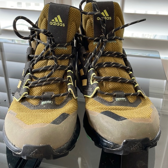 TERREX TRAILMAKER MID GORE-TEX HIKING SHOES size 9.5 - Picture 1 of 8